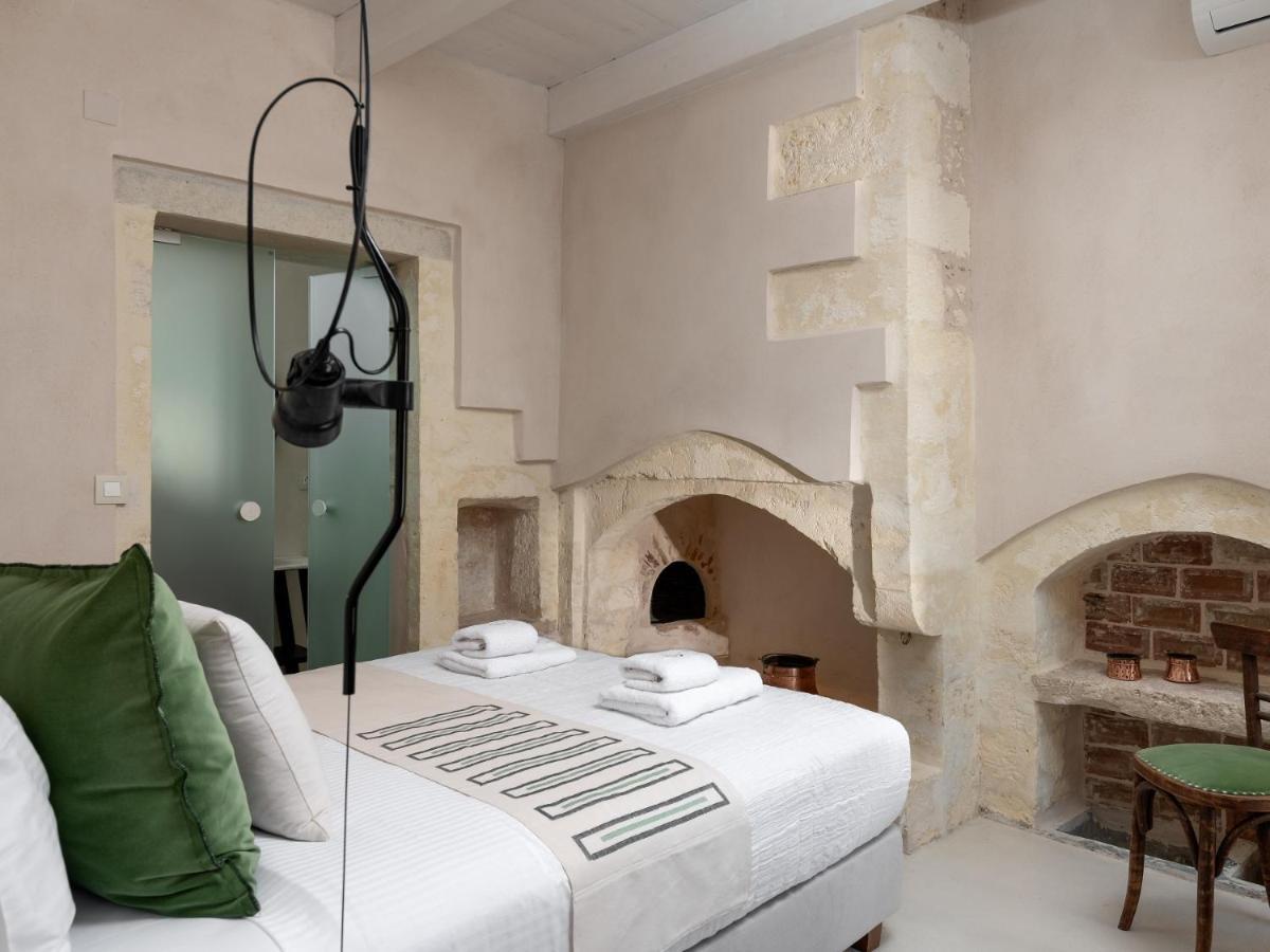 Sutor Chic Manor Hotel 레팀노 외부 사진